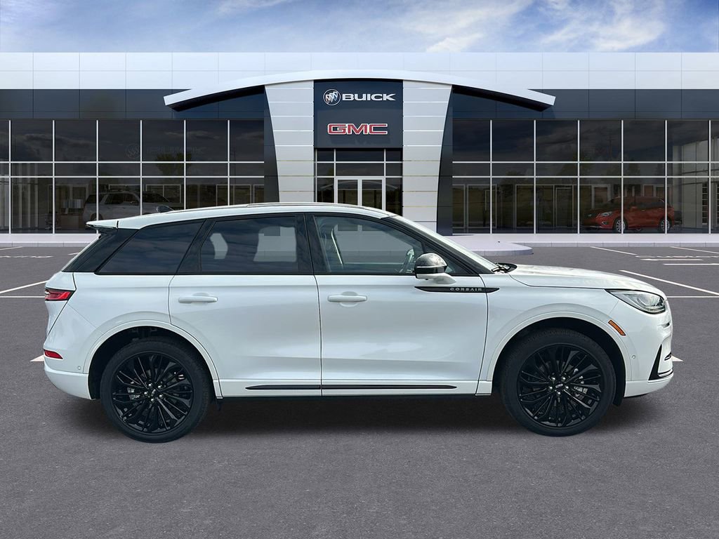 Used 2024 Lincoln Corsair FWD w/ Equipment Group 102A image 6