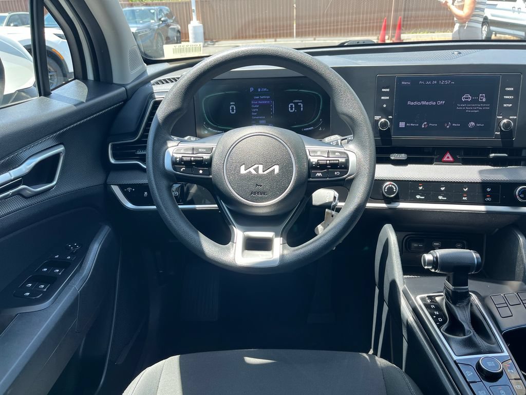 Used 2024 Kia Sportage LX FWD image 14