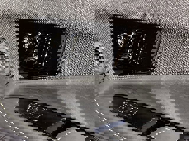 New 2026 Cadillac Optiq V image 22