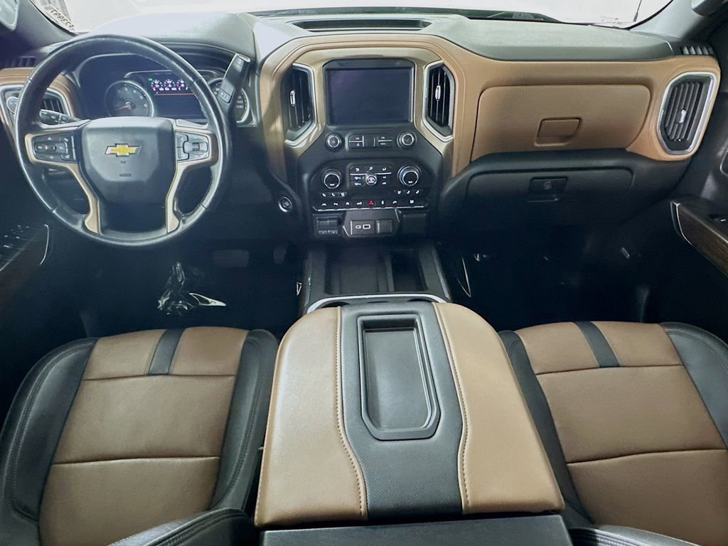 Used 2021 Chevrolet Silverado 1500 High Country w/ Technology Package AWD/4WD image 16