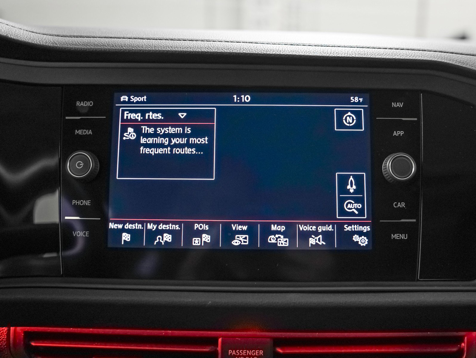 Used 2019 Volkswagen Jetta SEL Premium image 20