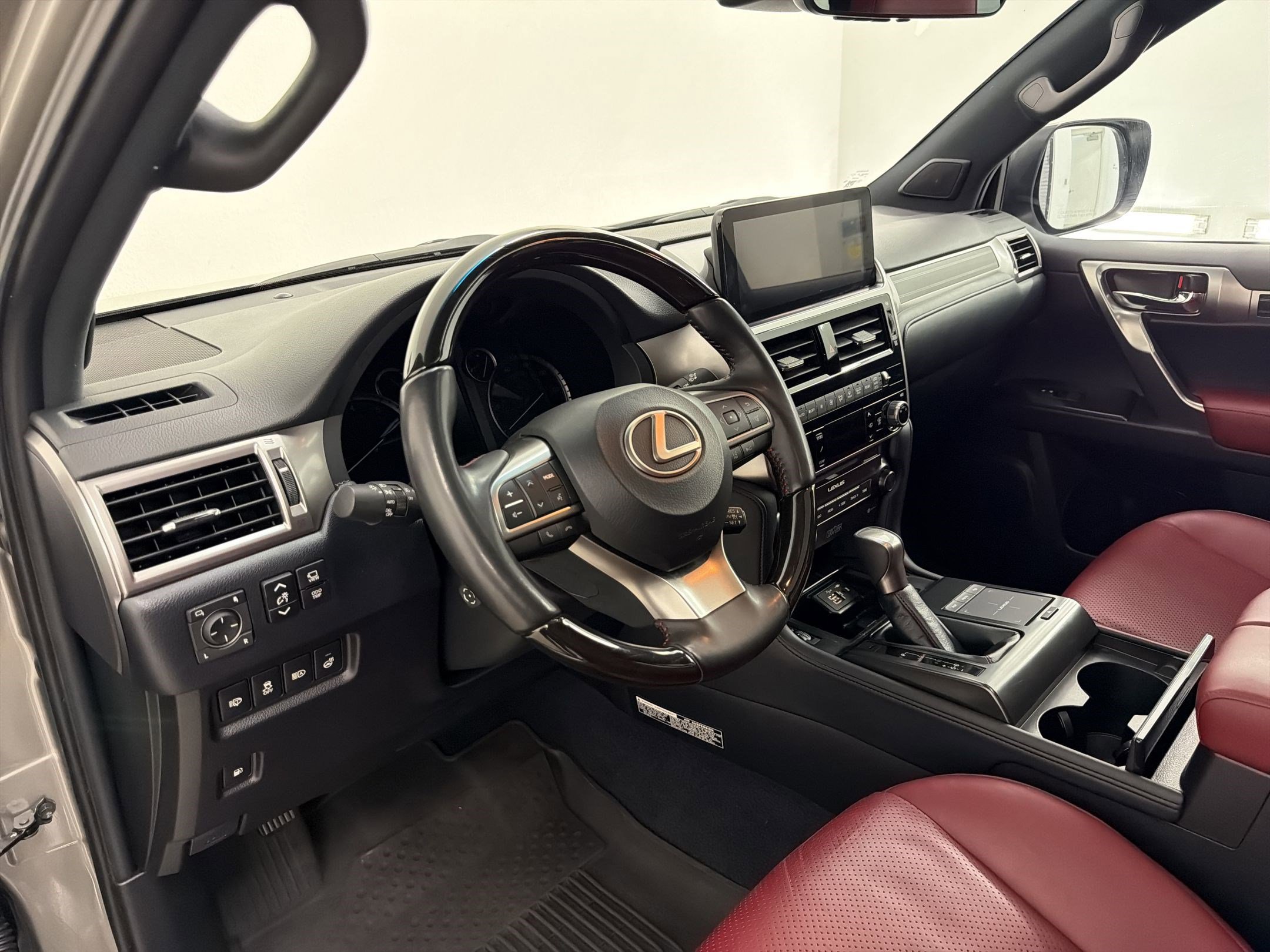 Certified 2023 Lexus GX 460 Luxury w/ Accessory Package image 4