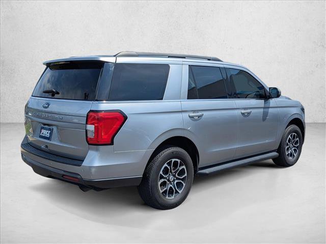 Used 2023 Ford Expedition XLT RWD image 4