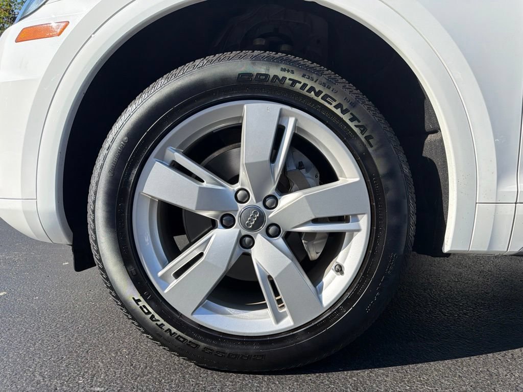 Used 2019 Audi Q5 2.0T Premium Plus w/ Premium Plus Package AWD/4WD image 11
