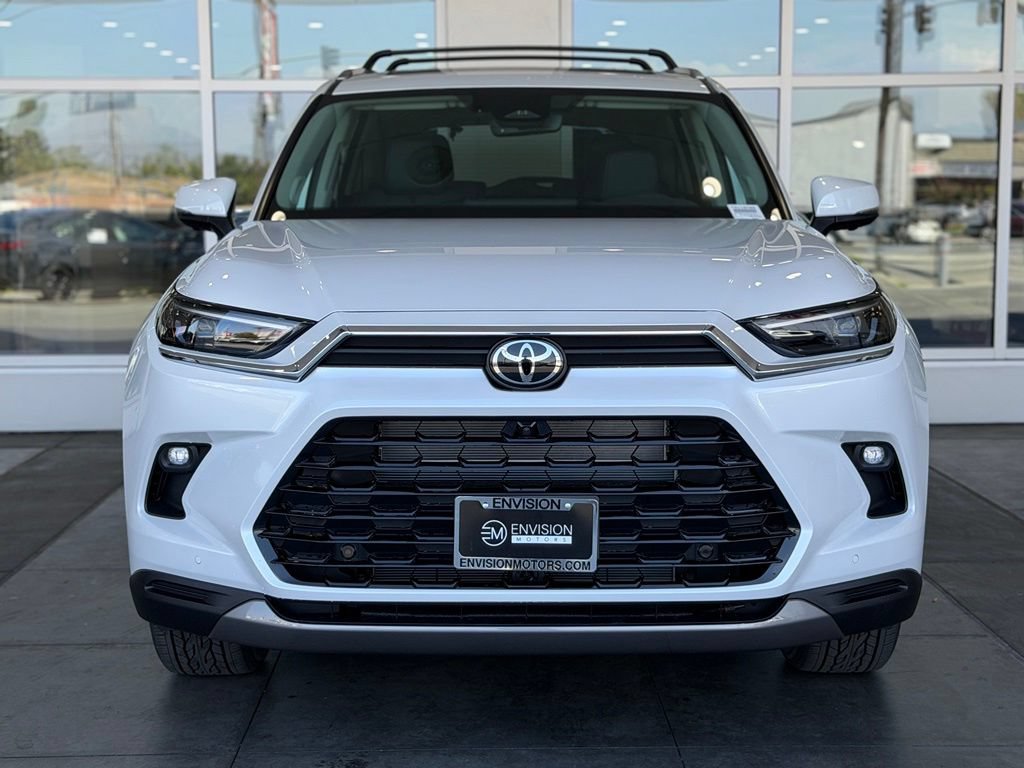 New 2026 Toyota Grand Highlander AWD Hybrid image 4