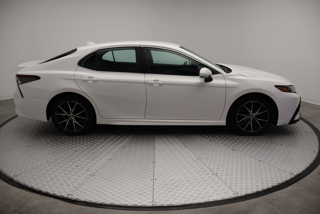 Certified 2024 Toyota Camry SE FWD image 7