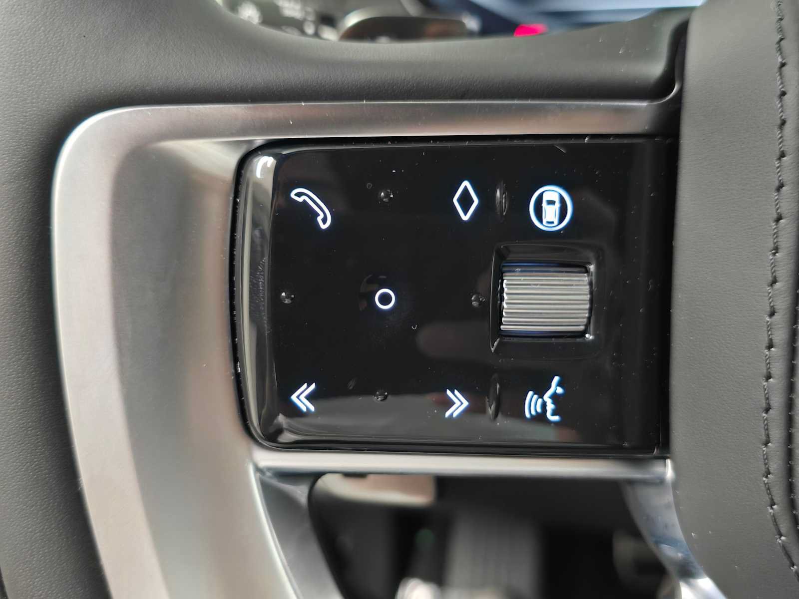 New 2026 Land Rover Range Rover SE AWD/4WD image 31