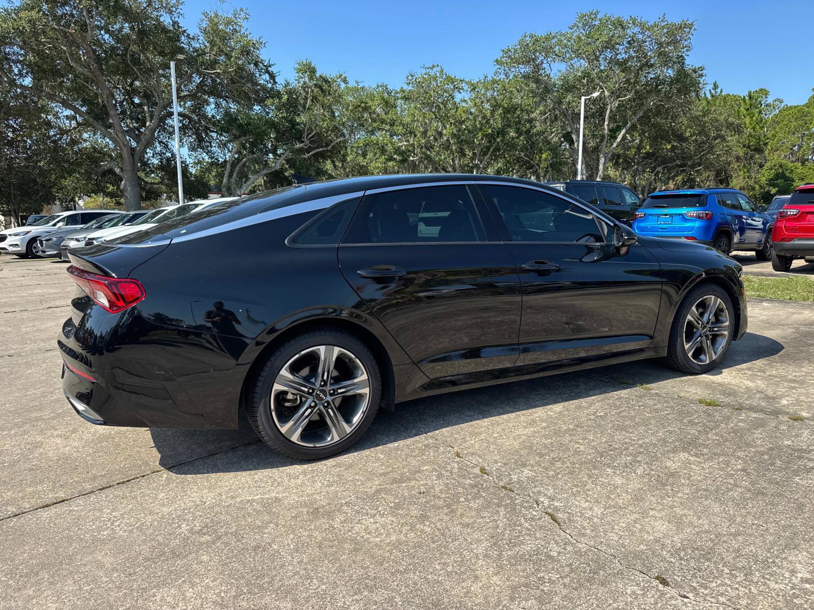 Used 2024 Kia K5 EX w/ EX Premium Package FWD image 3