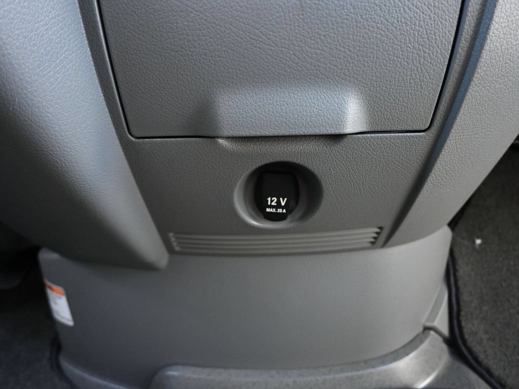Used 2014 Mercedes-Benz Sprinter 3500 image 12