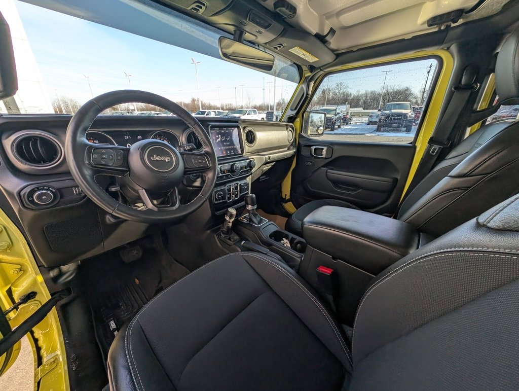 Used 2023 Jeep Wrangler Sport S image 16