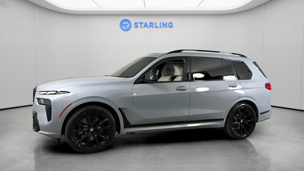 Used 2024 BMW X7 M60i w/ Executive Package AWD/4WD image 3