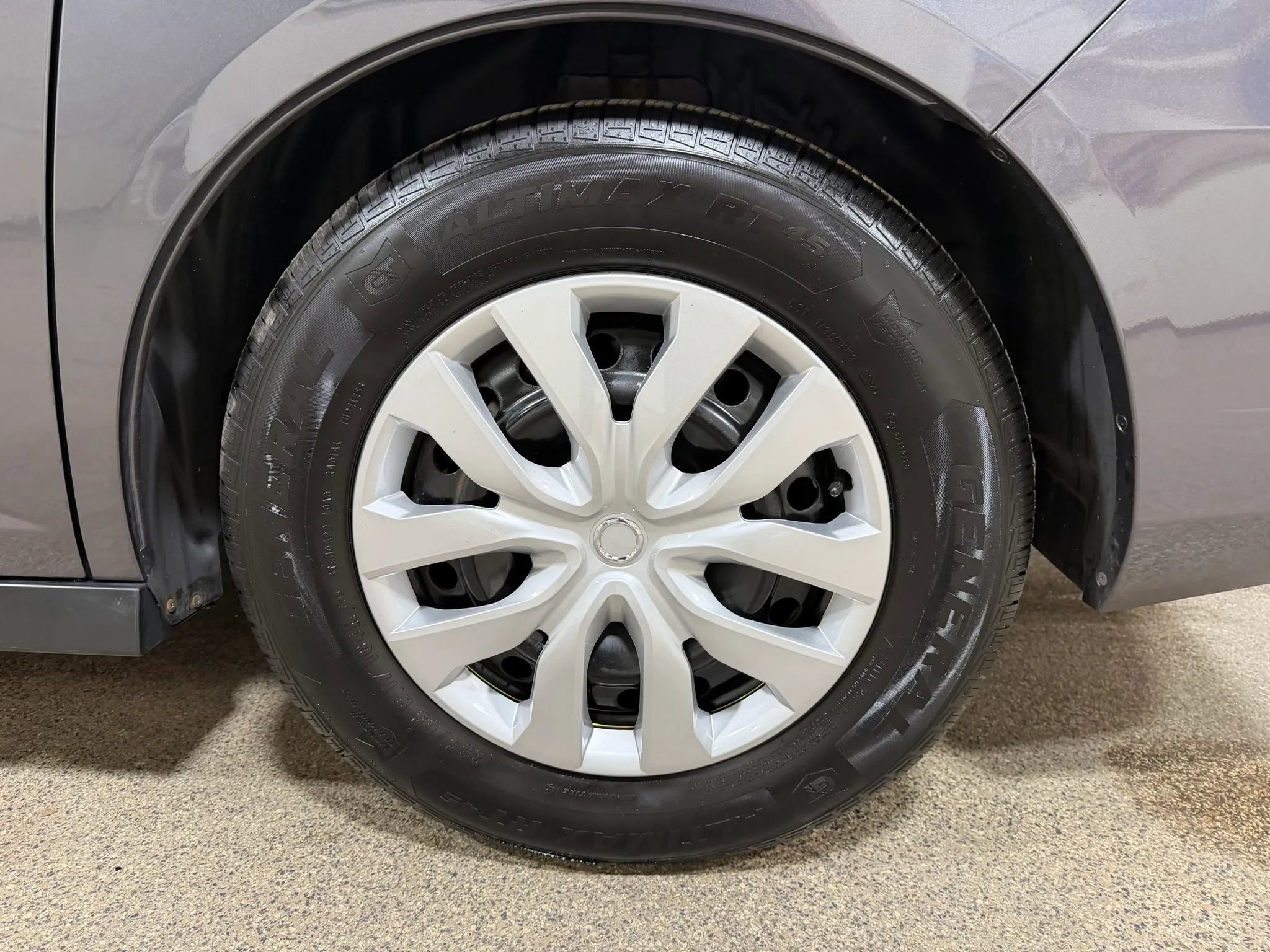 Used 2016 Honda Odyssey LX image 58