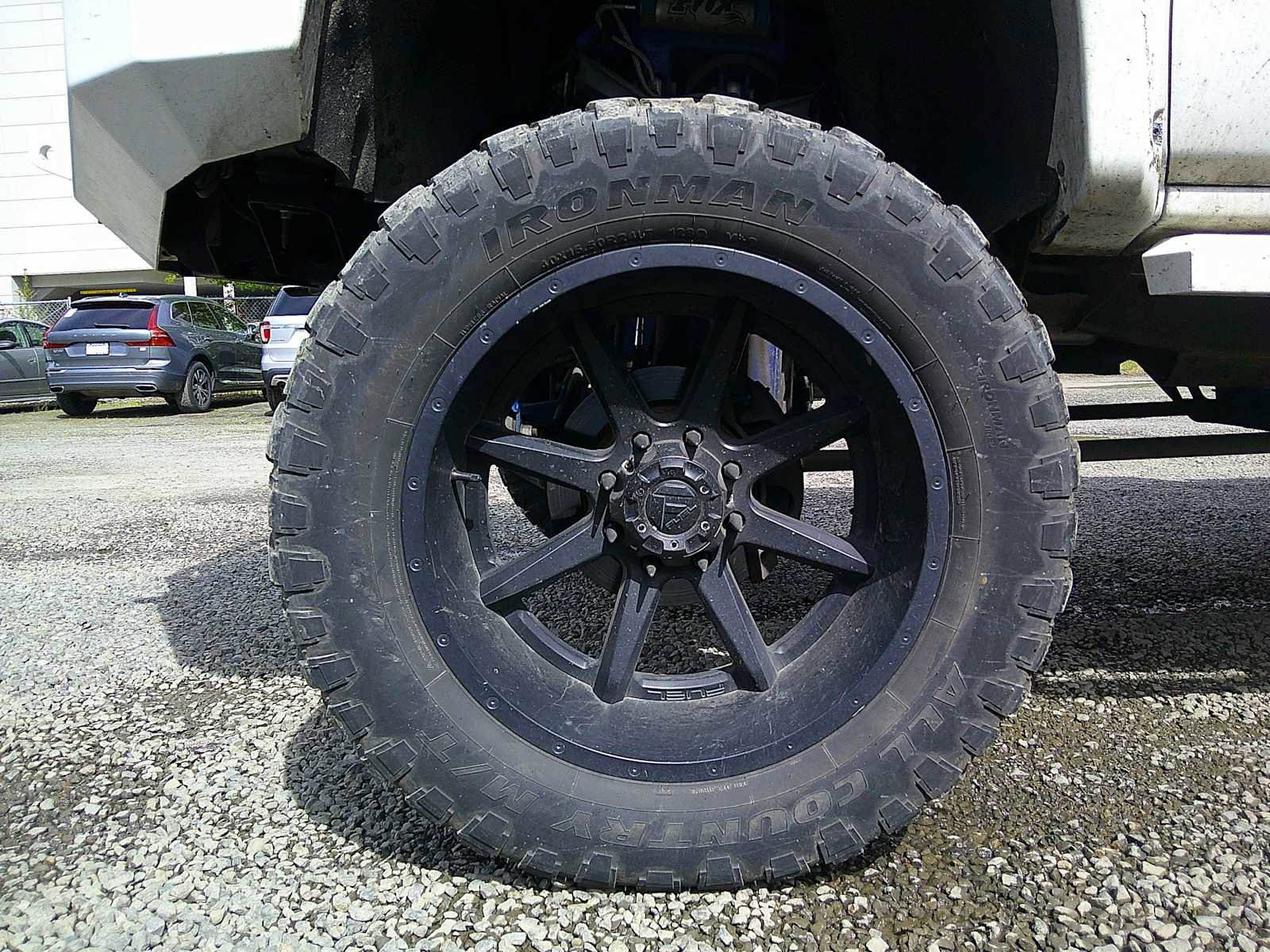 Used 2015 Chevrolet Silverado 3500 LTZ image 9