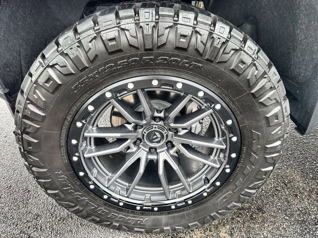 Used 2025 Chevrolet Silverado 1500 LT image 19