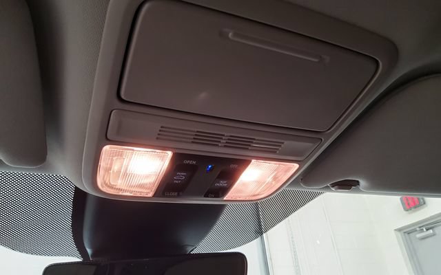 Used 2025 Honda Odyssey Touring image 26