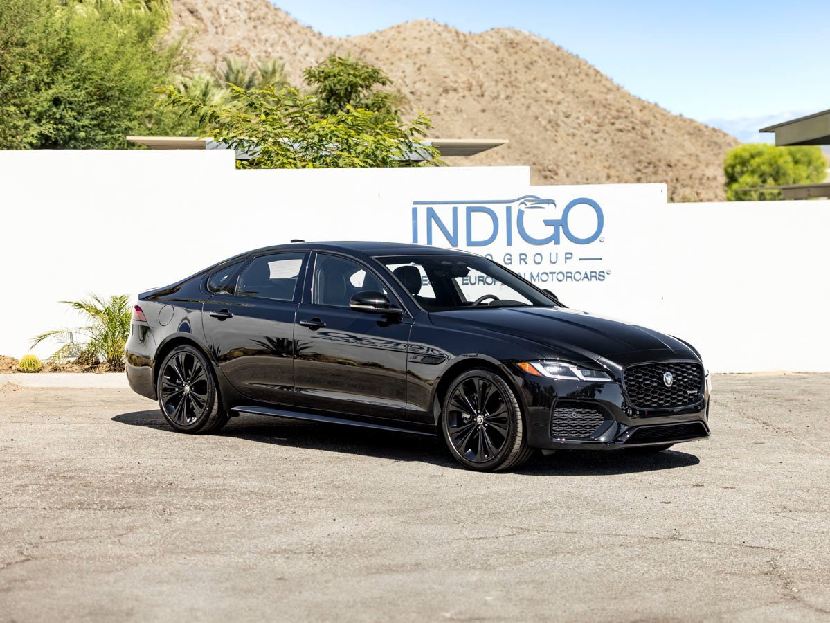 New 2024 Jaguar XF R-Dynamic SE image 4