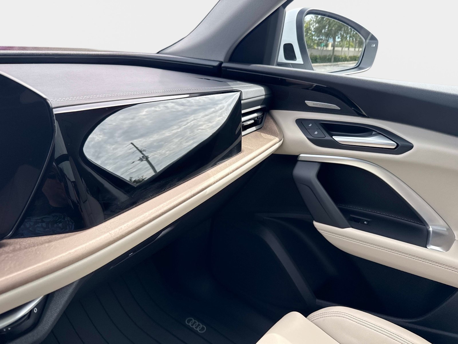 Certified 2025 Audi Q5 Premium Plus AWD/4WD image 24