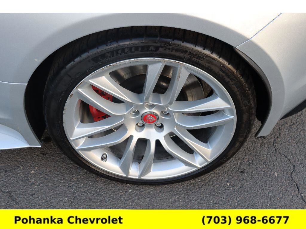 Used 2017 Jaguar F-TYPE R image 29