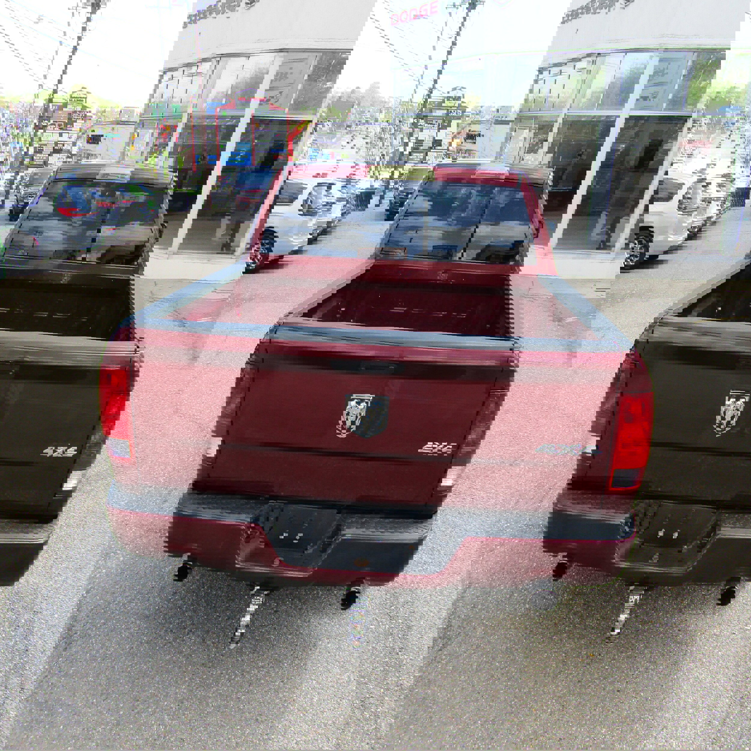 Used 2016 RAM 1500 Express image 11