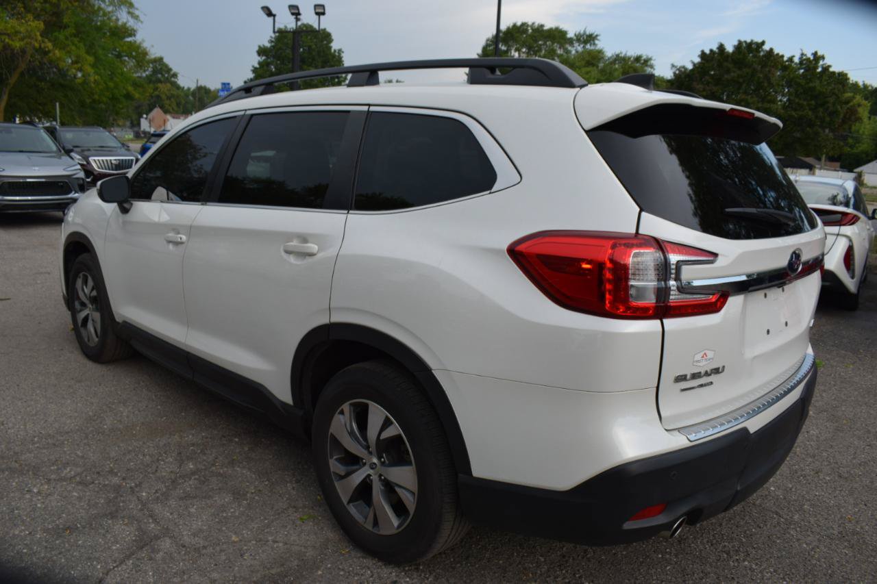 Used 2023 Subaru Ascent Premium w/ Convenience Package AWD/4WD image 11