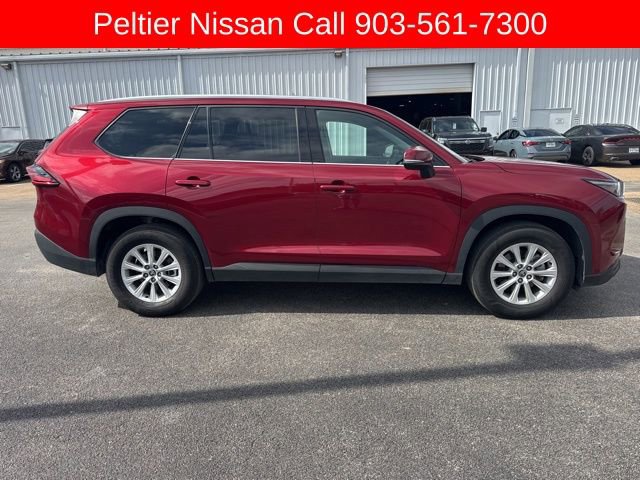 Used 2025 Toyota Grand Highlander AWD image 2