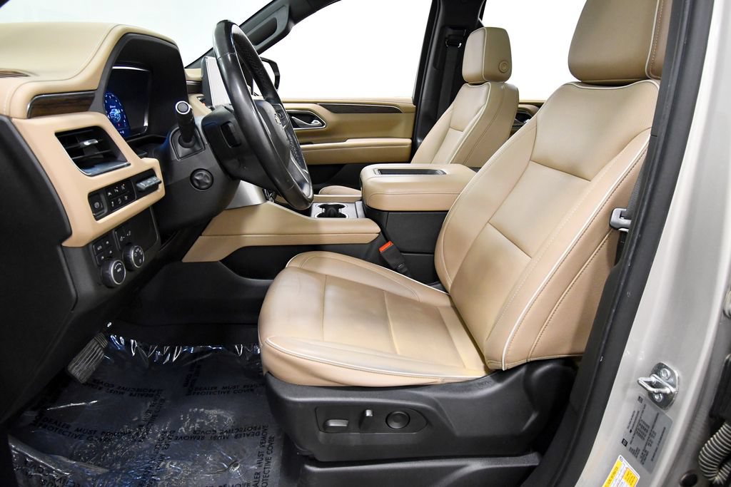 Used 2023 Chevrolet Tahoe Premier AWD/4WD image 14