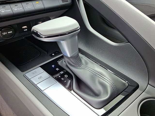 New 2026 Hyundai Elantra Sport FWD image 8