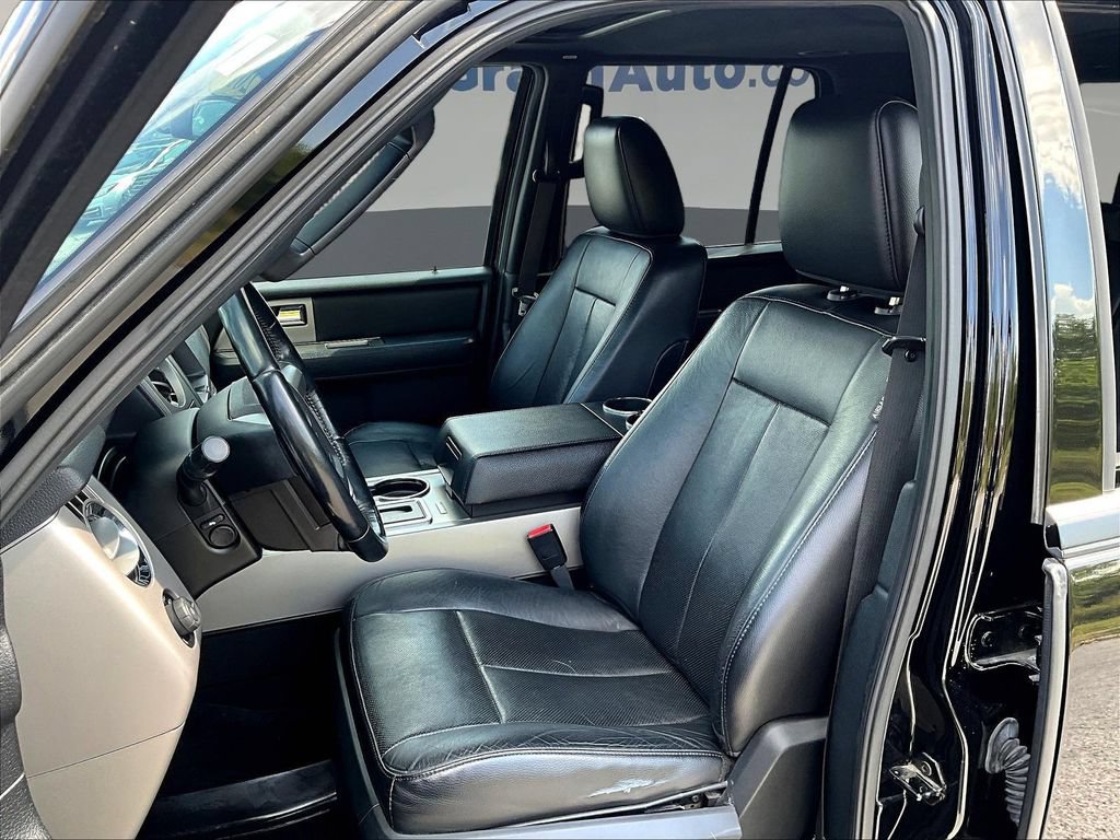 Used 2017 Ford Expedition EL Limited w/ Equipment Group 301A AWD/4WD image 25