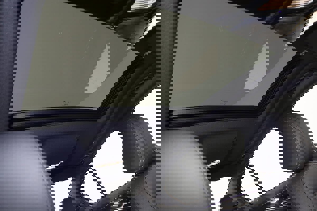 Used 2023 BMW 540i xDrive w/ M Sport Package image 11