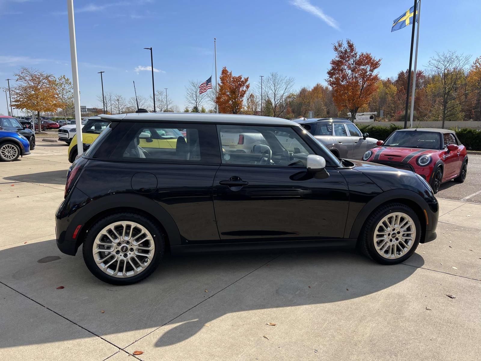 New 2026 MINI Cooper S FWD image 8