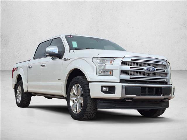 Used 2017 Ford F150 Platinum w/ Equipment Group 701A Luxury AWD/4WD image 3