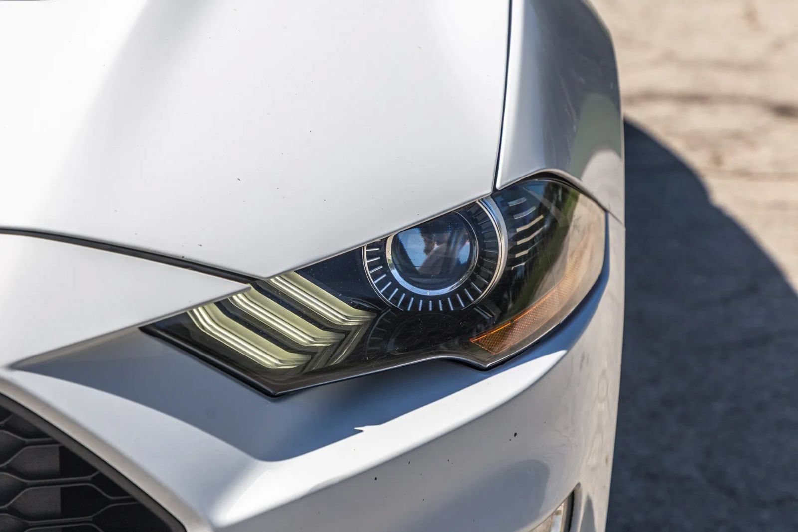 Used 2018 Ford Mustang Premium RWD image 23