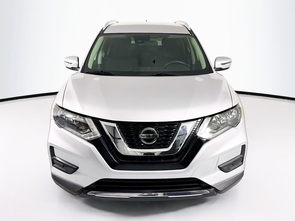 Used 2019 Nissan Rogue S w/ Special Edition Package FWD image 2