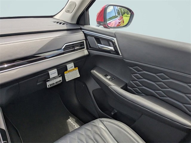 New 2025 Mitsubishi Outlander SEL image 16