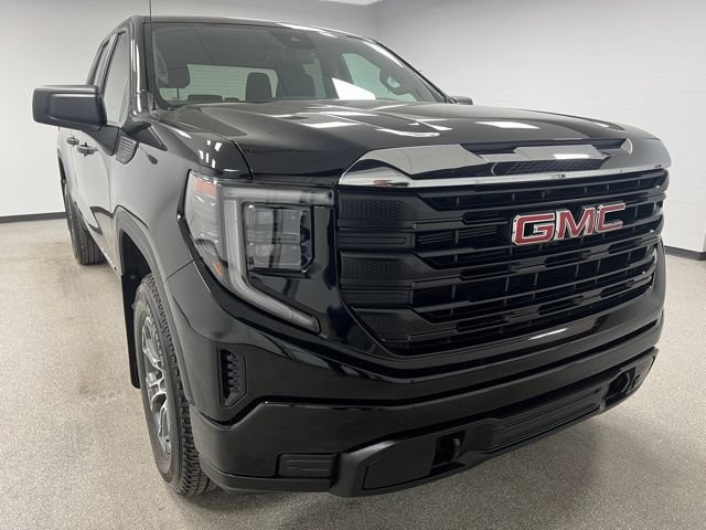 Used 2023 GMC Sierra 1500 Pro w/ Convenience Package AWD/4WD image 2