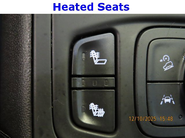 Used 2022 GMC Terrain SLE w/ Driver Convenience Package image 24