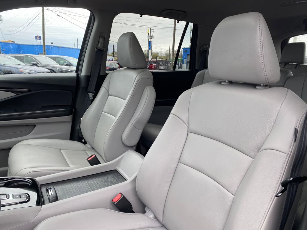 Used 2022 Honda Pilot Touring image 10