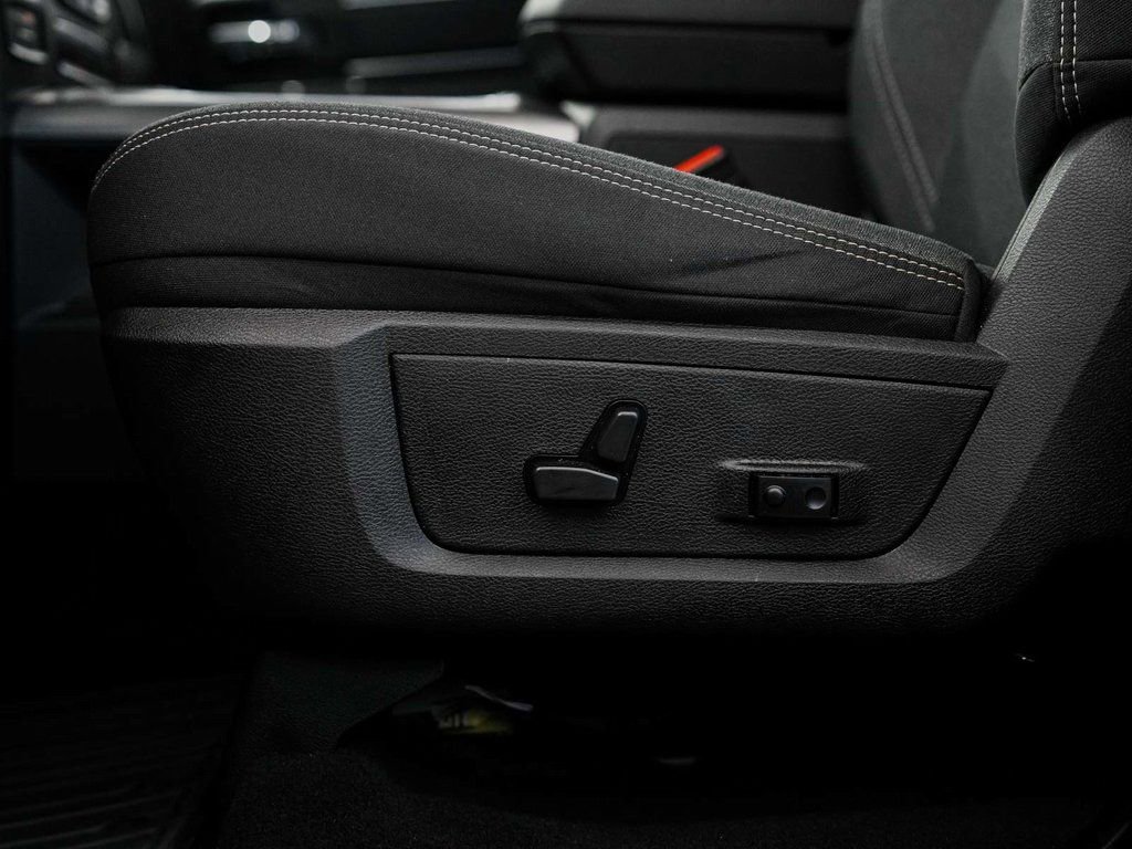 Used 2022 RAM 1500 Classic Warlock w/ Ceramic Gray Warlock Package image 29