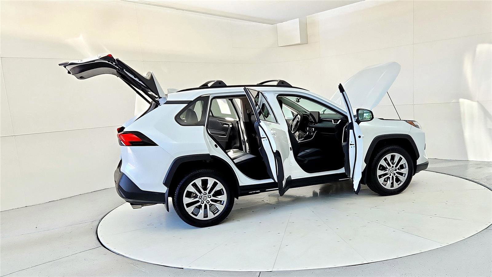 Certified 2023 Toyota RAV4 XLE Premium image 8