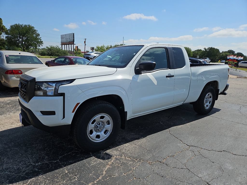 Used 2024 Nissan Frontier S RWD image 5