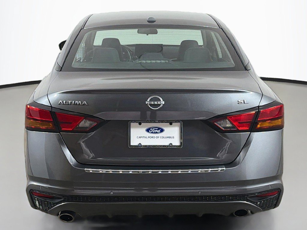 Used 2023 Nissan Altima 2.5 SL FWD image 13