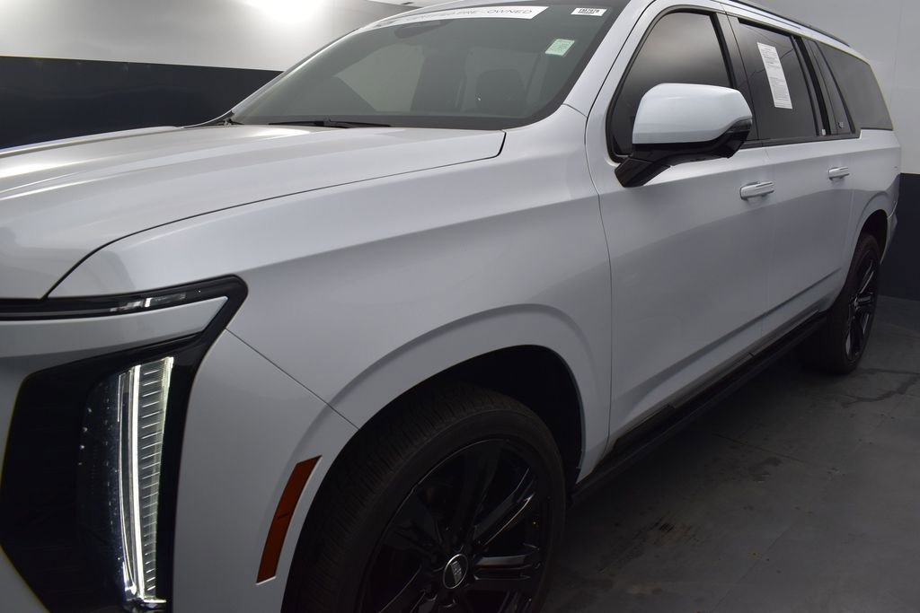 Certified 2026 Cadillac Escalade ESV Sport w/ Touring Package AWD/4WD image 39