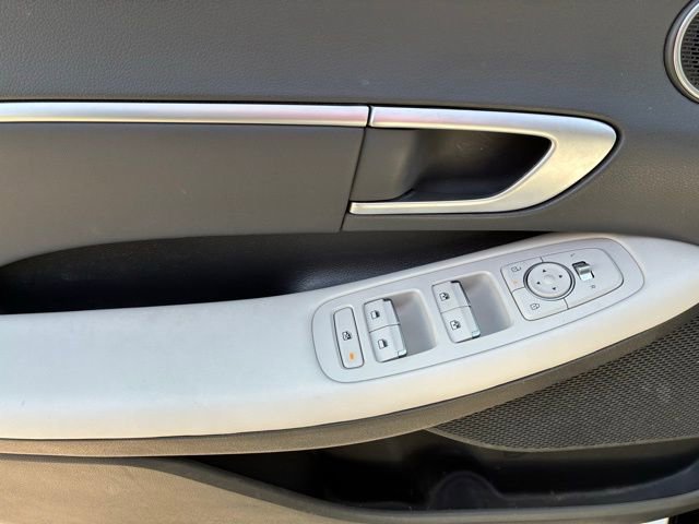 Used 2024 Hyundai Sonata SEL FWD image 19