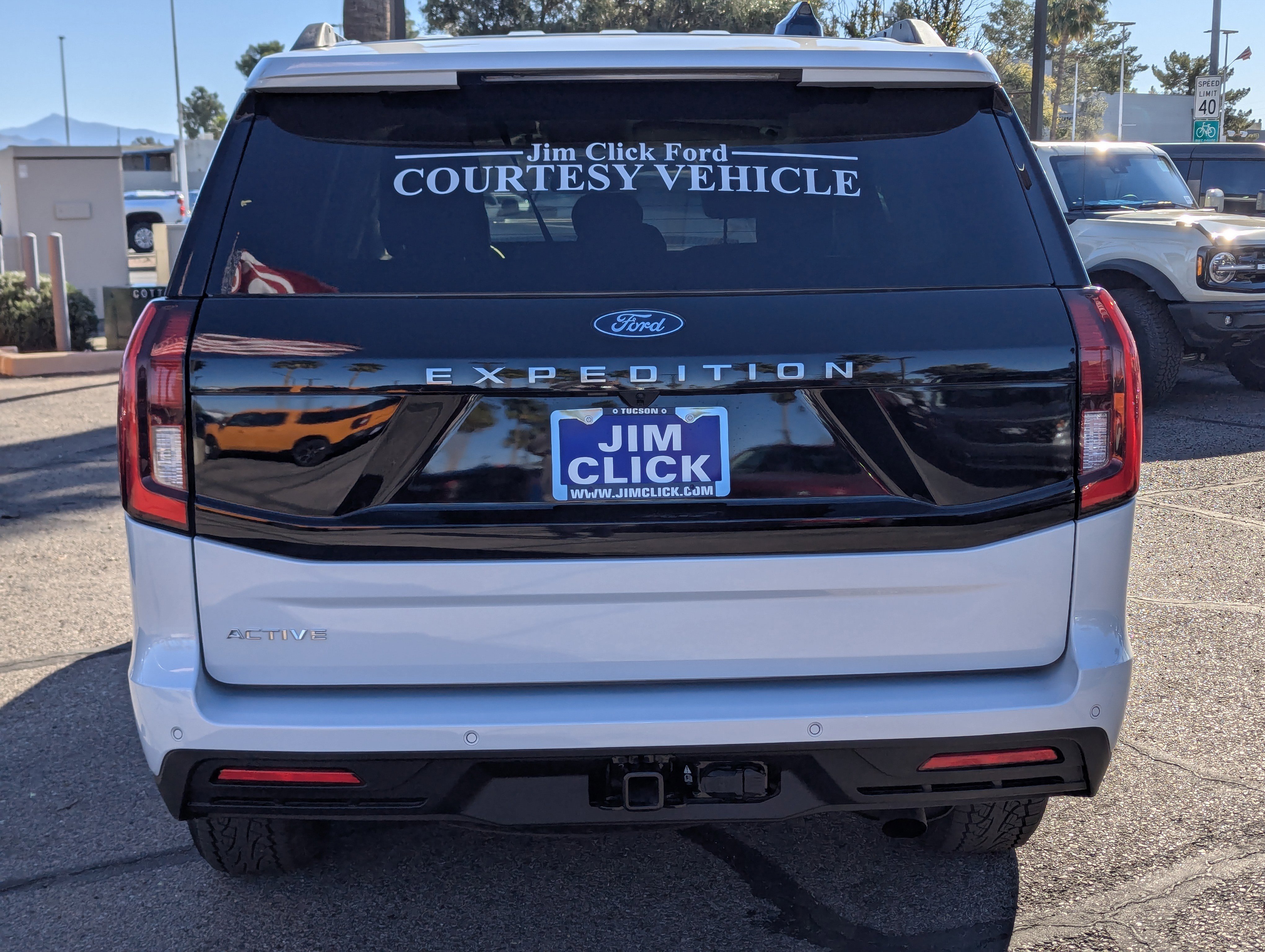 New 2025 Ford Expedition Active image 3