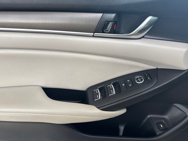 Used 2018 Honda Accord LX image 8