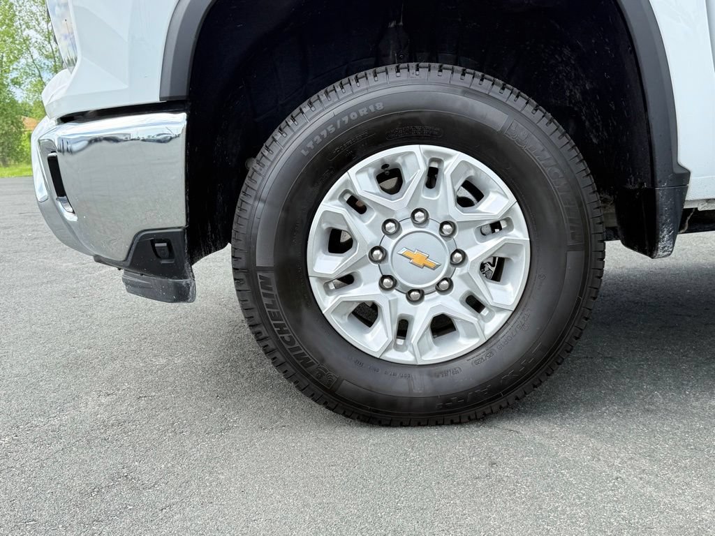 Used 2026 Chevrolet Silverado 2500 LT AWD/4WD image 35