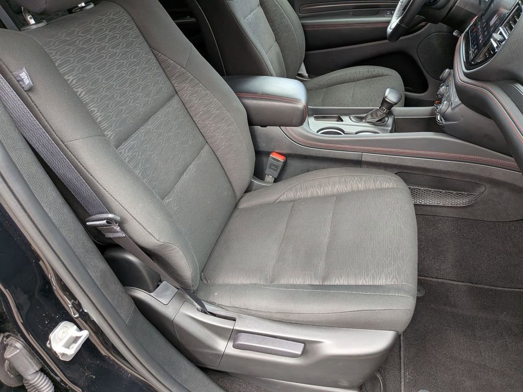 Certified 2025 Dodge Durango GT w/ Blacktop Package image 28
