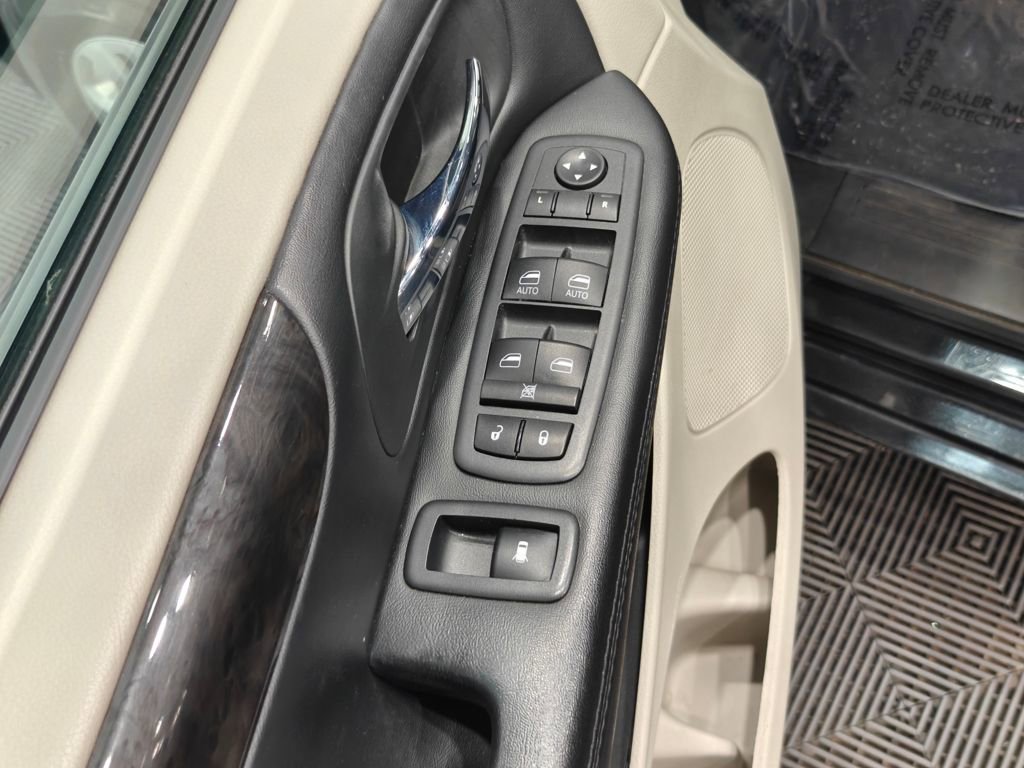 Used 2020 Dodge Grand Caravan SE image 39