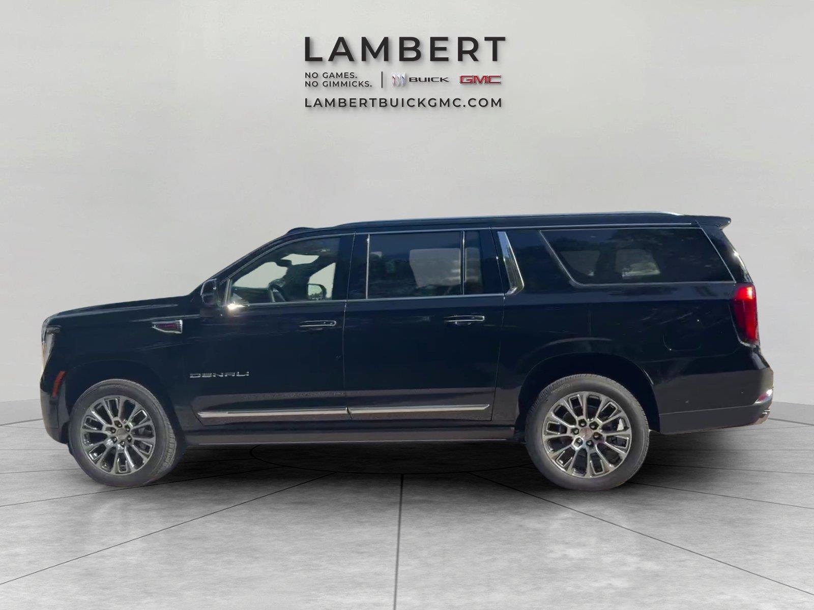 New 2026 GMC Yukon XL Denali w/ Denali Reserve Package AWD/4WD image 2