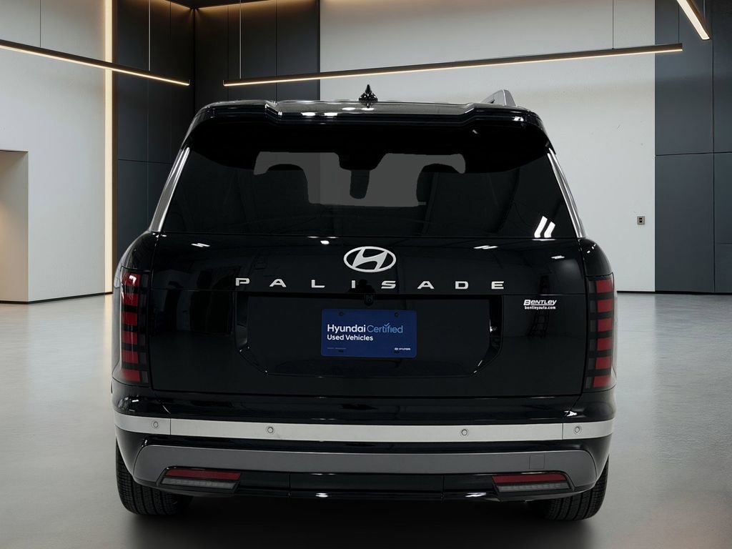 Certified 2026 Hyundai Palisade Limited FWD image 4